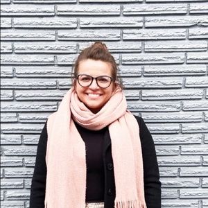 Meet your Posher, Irina